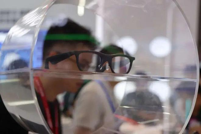 九游手机娱乐：独家专访：谷东智能积极布局PVG光波导助力AR眼镜规模化(图3)