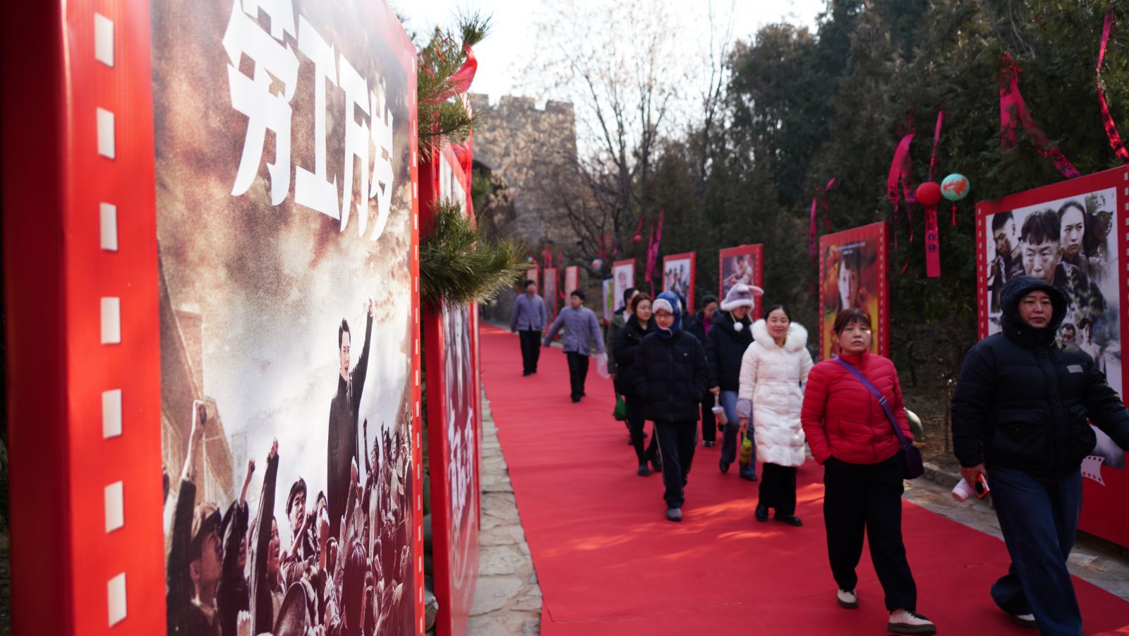 九游手机娱乐：山东沂南：全域打造“入戏共生”新春体验(图3)