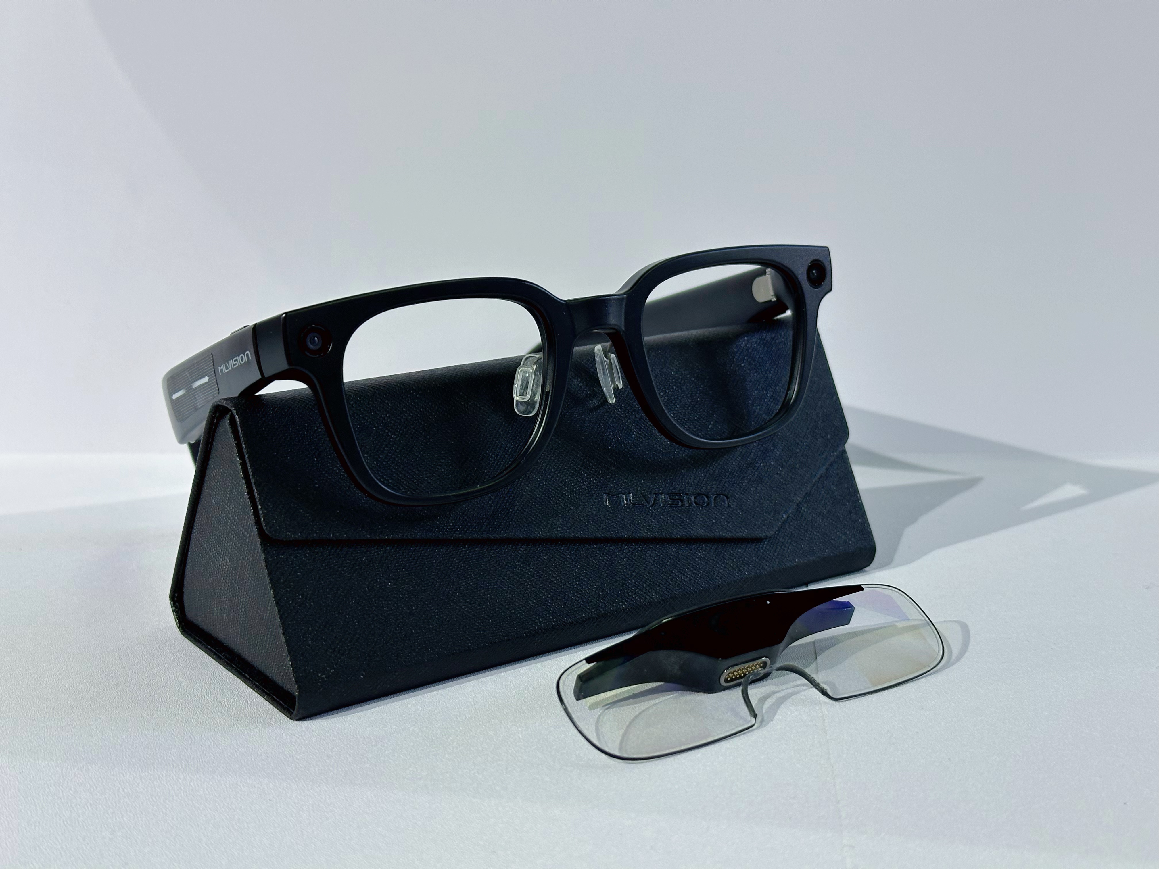 生产力、垂直赛道、硬件解法我在AWE看到了AI眼镜的三面并进(图8)