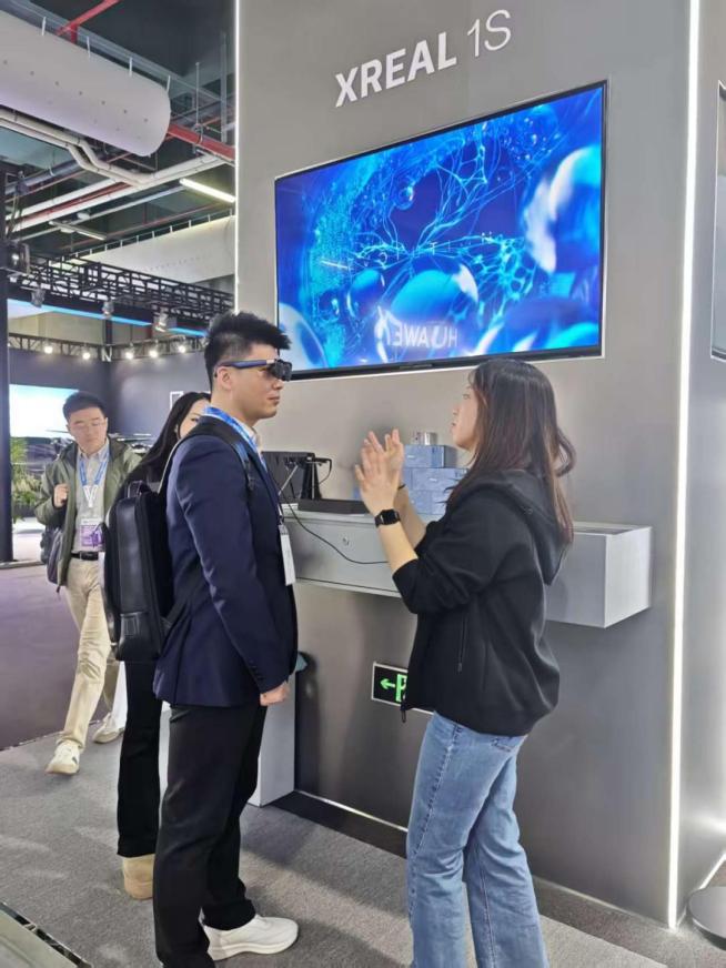 新华网民生观察丨“AI+消费”加速走向日常生活(图4)