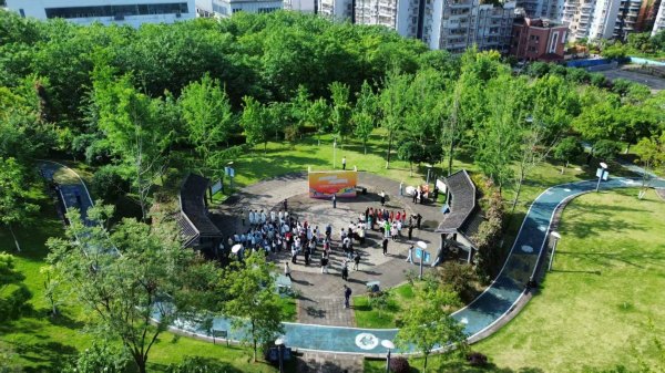 九游手机娱乐：国庆就近“度假”重庆首批健康路线提质亮相(图1)